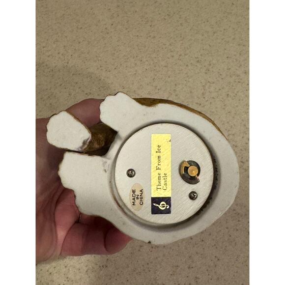 San Francisco Music Box Company Siamese Cat Music Box Theme from Ice Castle - Picture 6 of 9